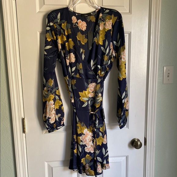 Floral silk Wrap Dress with Long Sleeves size L - Picture 1 of 7